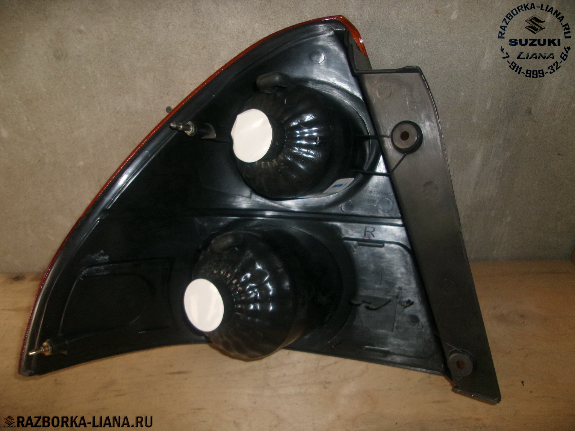 ФОТО TYC 11B0690015B3 Фонарь задний Suzuki Liana, Aerio седа